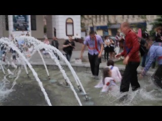 graduates in the fountain (kyiv 2013)